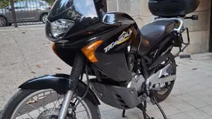 Honda Transalp XL 650V (2000 - 04) 