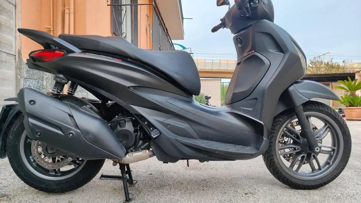 Piaggio Beverly 400 ABS-ASR (2021 - 24)  (3)
