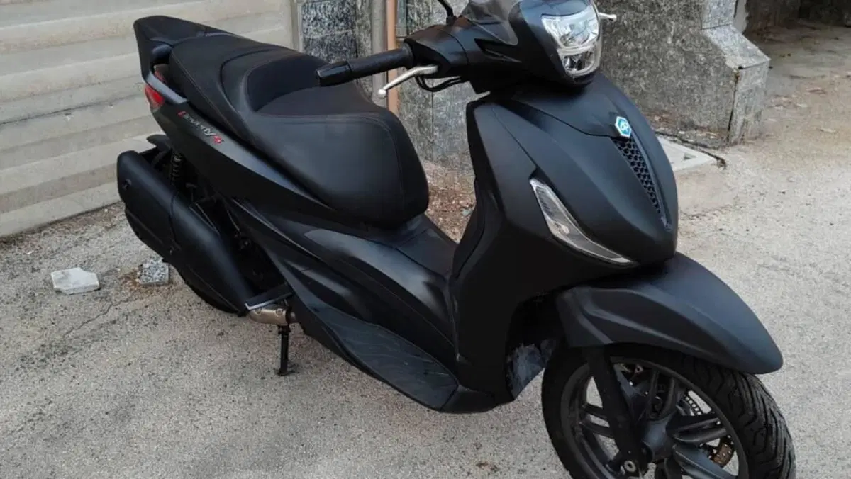 Piaggio Beverly 400 ABS-ASR (2021 - 24)  (4)