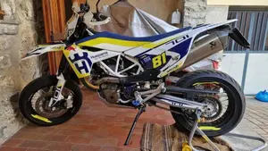 Husqvarna 701 Supermoto (2017 - 19) 