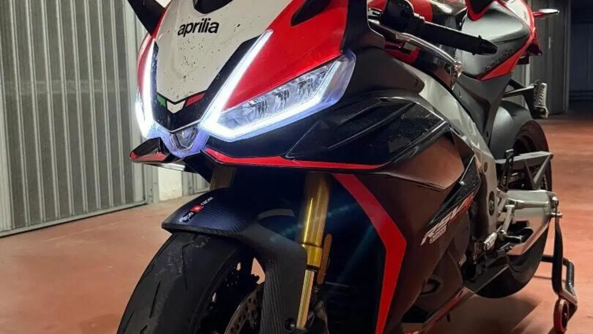 Aprilia RSV4 1100 Factory SE-09 SBK (2024) 