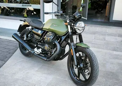 Moto Guzzi V7 Stone (2021 - 24) - Annuncio 10124006