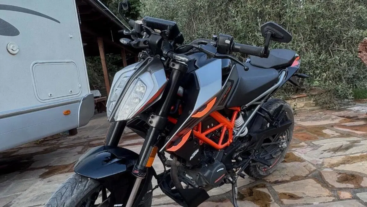 KTM 125 Duke (2021 - 23)  (2)