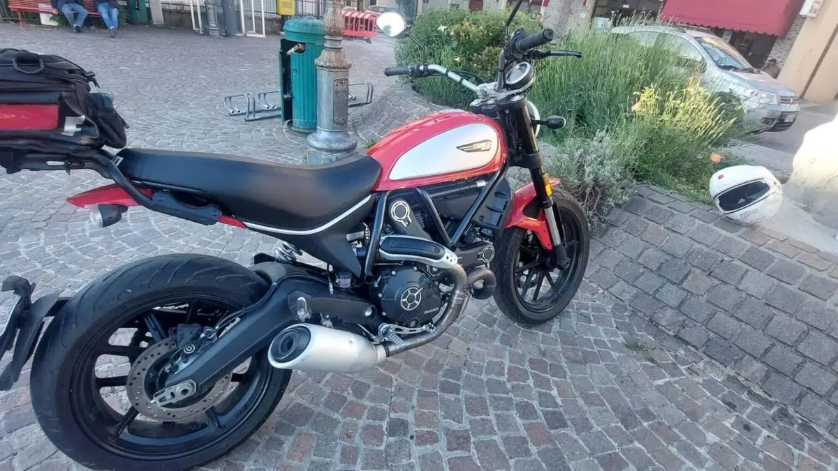Ducati Scrambler 800 Icon (2017 - 20)  (2)