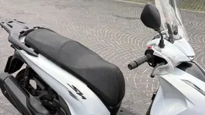 Honda SH 350i GT (2025 - 26)  (3)