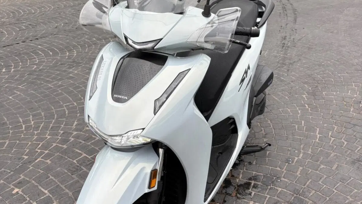 Honda SH 350i GT (2025 - 26)  (7)