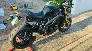 Triumph Speed Triple 1050 (2005 - 11)  (4)