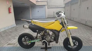 Suzuki RM 85 (2009 - 13)  (3)