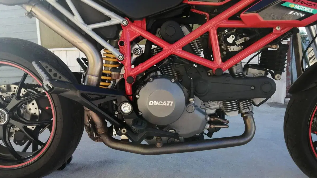 Ducati Hypermotard 796 (2012)  (6)