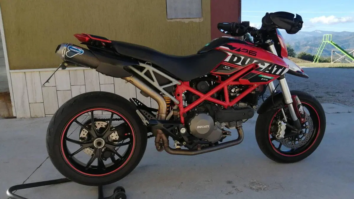 Ducati Hypermotard 796 (2012)  (10)