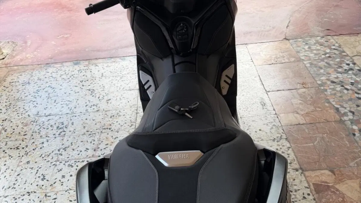 Yamaha X-Max 300 Tech Max (2025 - 26) 