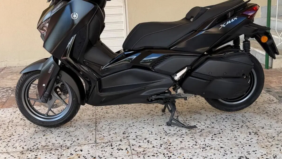Yamaha X-Max 300 Tech Max (2025 - 26)  (6)