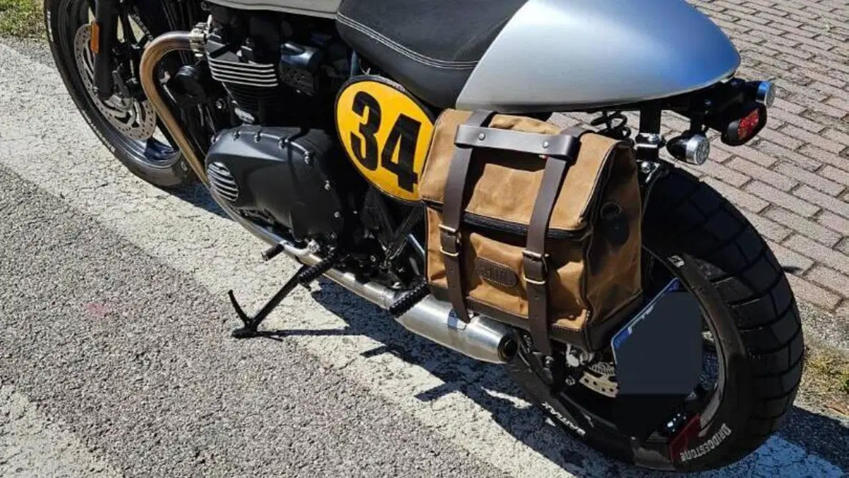 Triumph Street Twin 900 (2017 - 18)  (10)