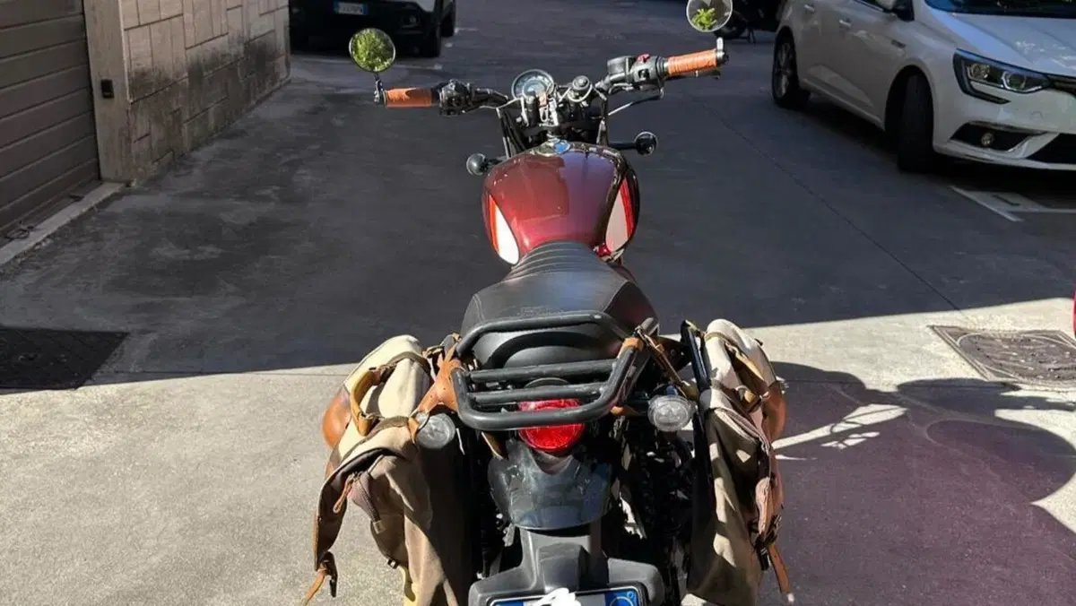 Royal Enfield HNTR 350 (2022 - 26)  (2)