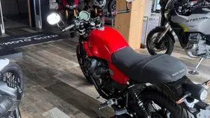 Moto Guzzi V7 Sport (2025 - 26)  (4)
