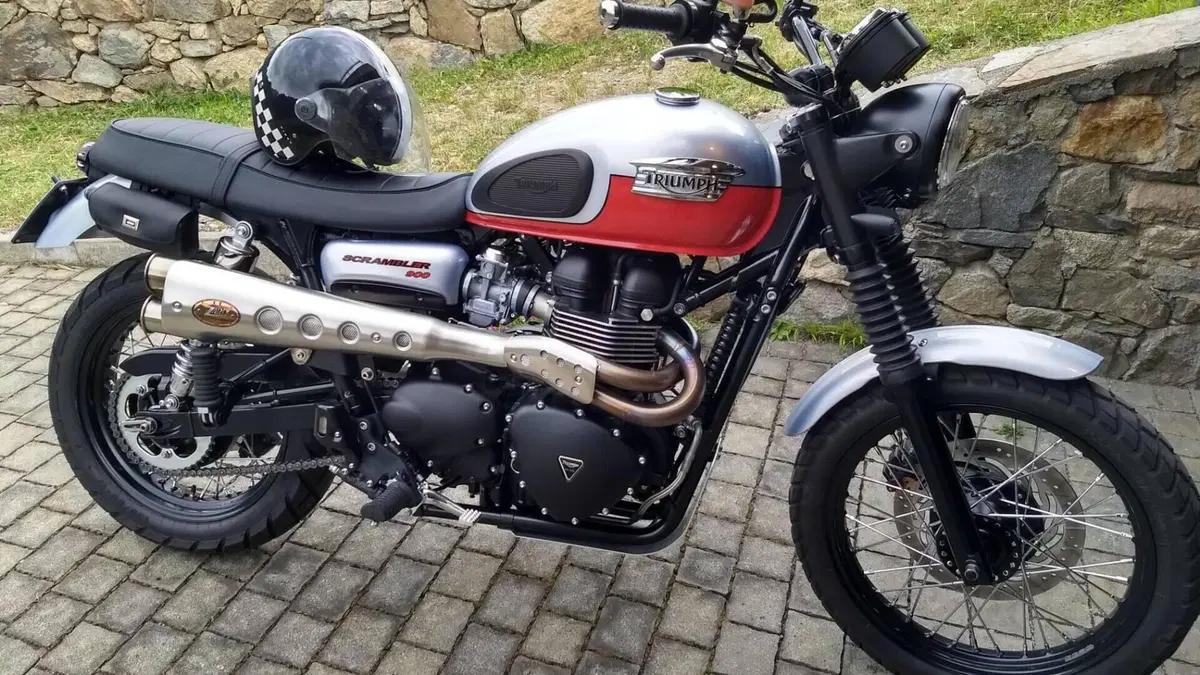 Triumph Scrambler (2006 - 17)  (2)
