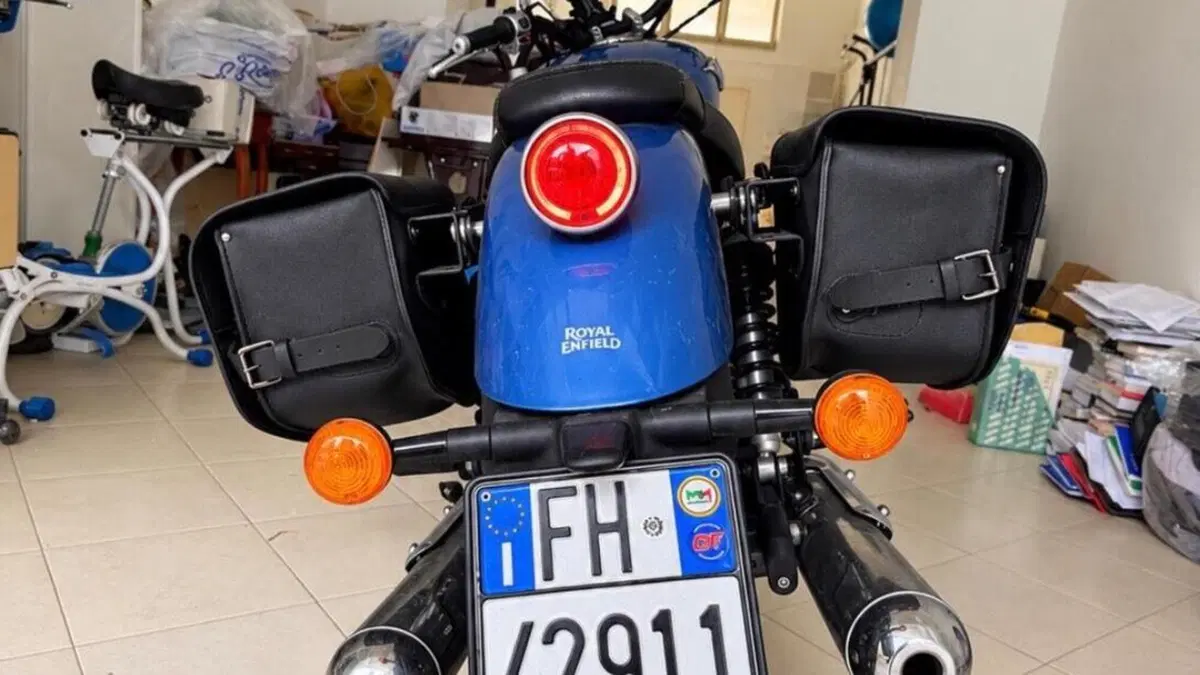 Royal Enfield Super Meteor 650 (2023 - 26)  (3)