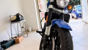 Royal Enfield Super Meteor 650 (2023 - 26)  (4)
