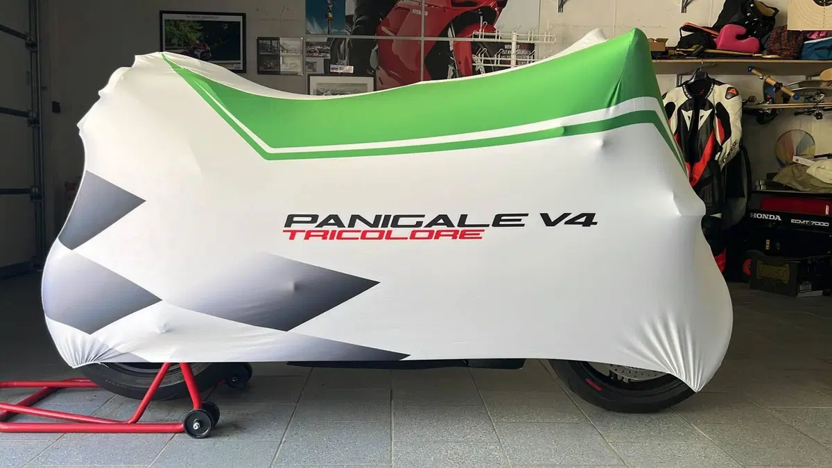 Ducati Panigale V4 Tricolore (2025 - 26)  (3)