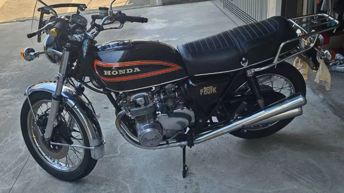 Honda   (2)