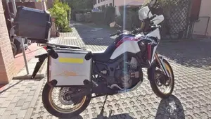Honda Africa Twin CRF 1000L DCT (2018 - 19)  (3)