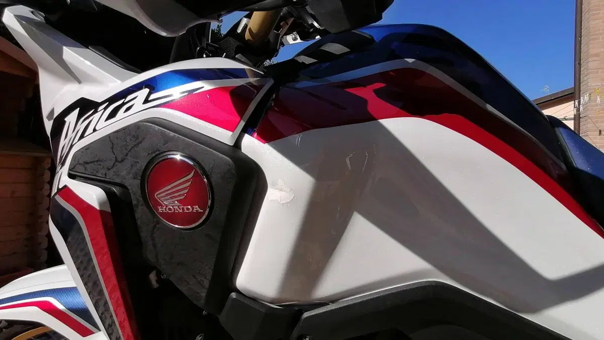 Honda Africa Twin CRF 1000L DCT (2018 - 19)  (8)