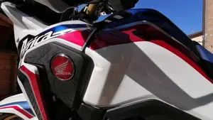 Honda Africa Twin CRF 1000L DCT (2018 - 19)  (8)