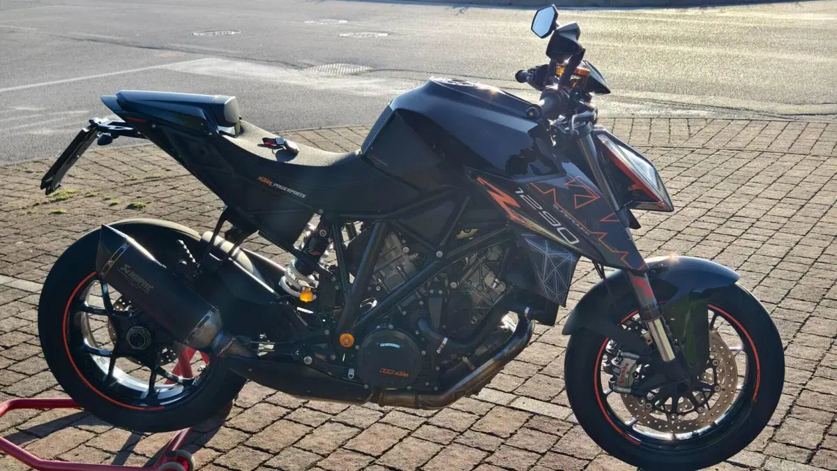 KTM 1290 Super Duke R (2019)  (7)