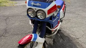 Honda   (10)