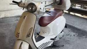 Vespa Primavera 150 3V i-get ABS (2017 - 18) 