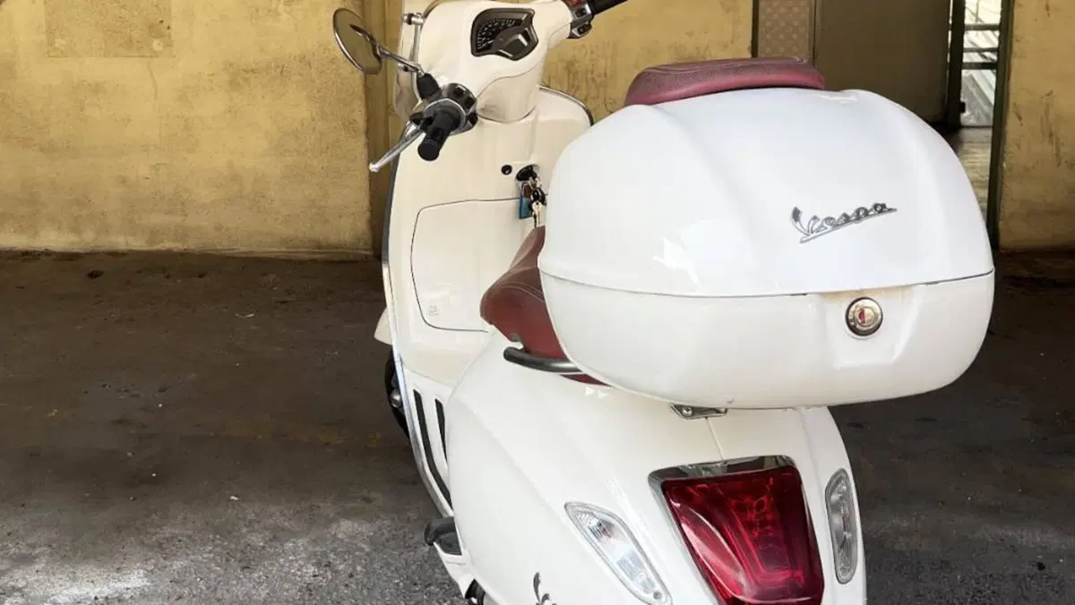 Vespa Primavera 150 3V i-get ABS (2017 - 18)  (6)