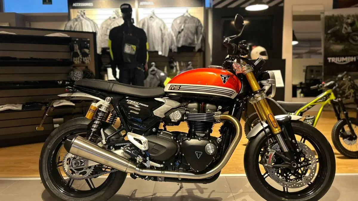 Triumph Speed Twin 1200 RS (2025 - 26) 