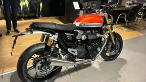 Triumph Speed Twin 1200 RS (2025 - 26)  (2)