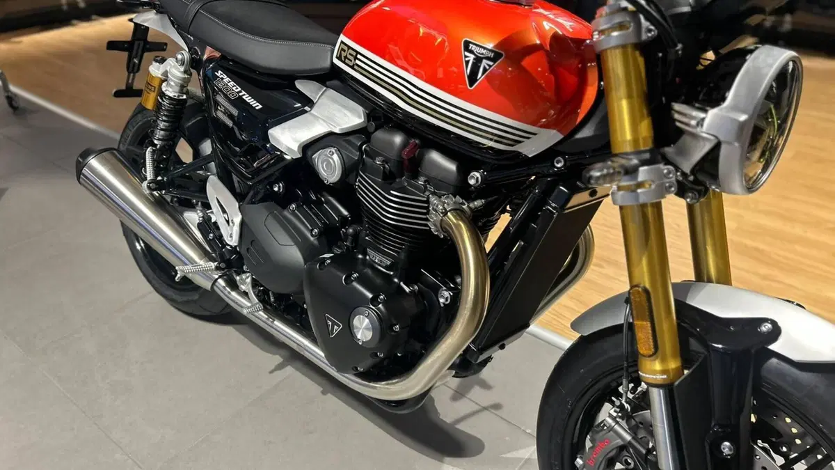 Triumph Speed Twin 1200 RS (2025 - 26)  (6)