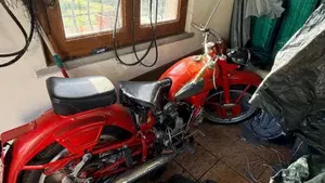 Moto Guzzi   (4)
