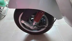 Vespa GTS 300 Super (2008 - 16)  (8)