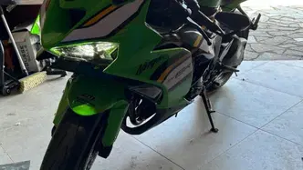 Kawasaki Ninja 636 ZX-6R (2024 - 27) usata