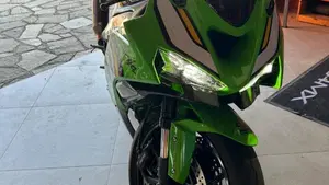 Kawasaki Ninja 636 ZX-6R (2024 - 27)  (2)
