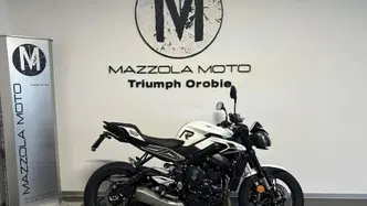 Triumph Street Triple 765 R (2023 - 26)
