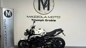 Triumph Street Triple 765 R (2023 - 26)  (3)