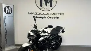 Triumph Street Triple 765 R (2023 - 26)  (4)