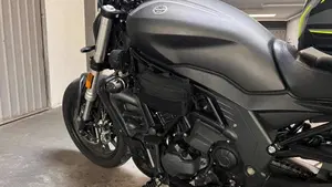 Benelli 502 C (2019 - 20)  (2)