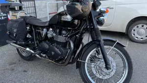 Triumph Bonneville T100 (2008 - 16)  (5)