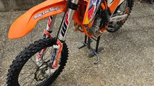 KTM 350 SX-F (2015) 