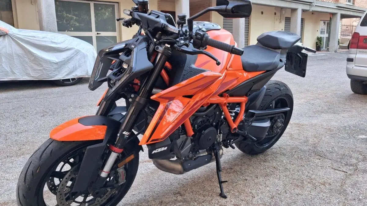 KTM 1390 Super Duke R (2024 - 26)  (4)