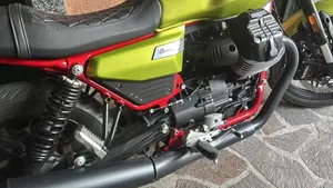 Moto Guzzi V7 Sport (2025 - 26)  (10)
