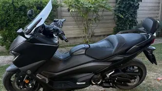 Yamaha T-Max 560 (2020 - 21) usata