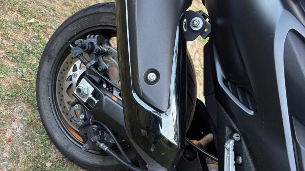 Yamaha T-Max 560 (2020 - 21)  (4)
