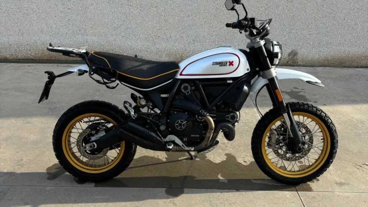 Ducati Scrambler 800 Desert Sled (2017 - 20)  (2)