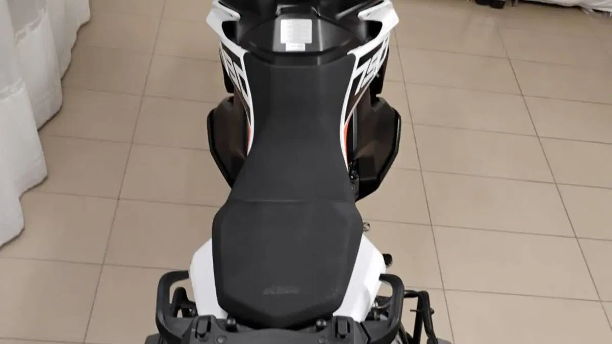 KTM 790 Adventure (2019 - 20)  (5)